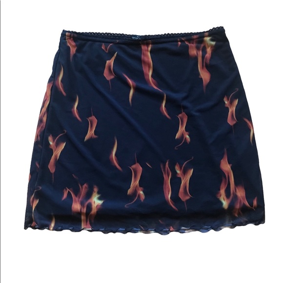 Urban outfitters flames mesh mini - Picture 1 of 2